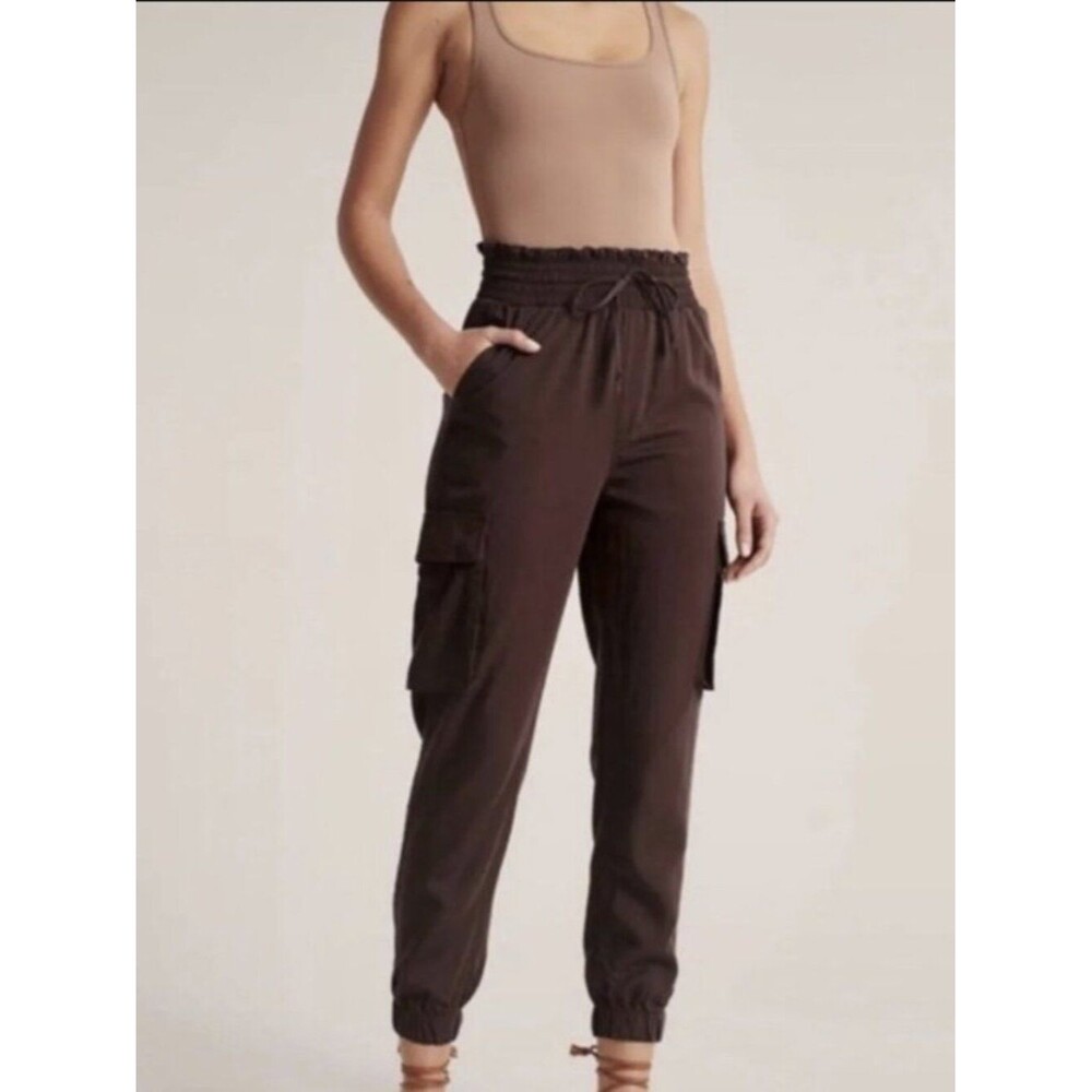 Abercrombie and Fitch High-Waisted Baggy Cargo Jogger Size S